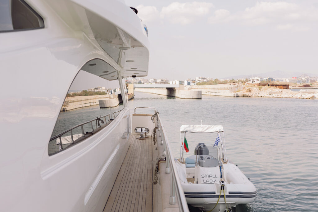 Star link luxory yacht