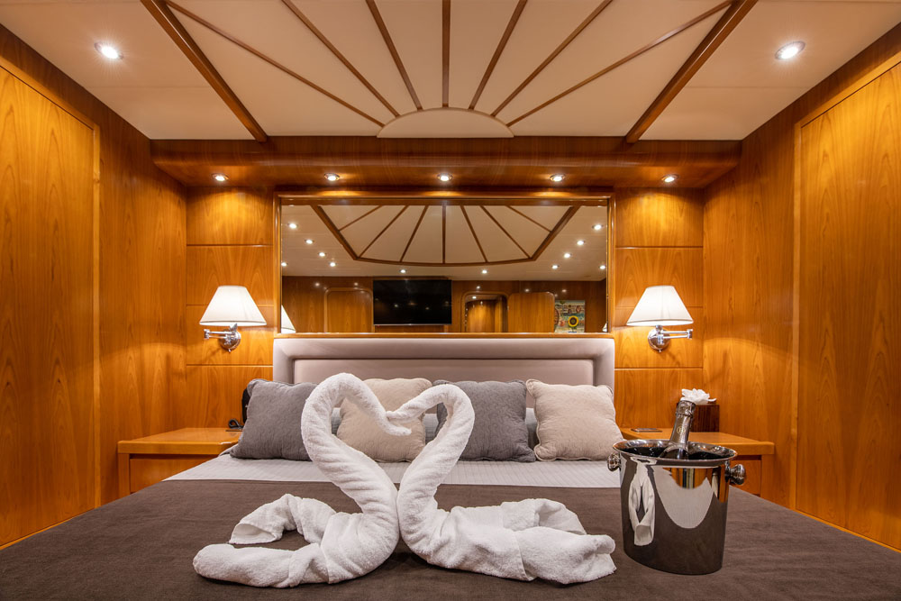 Modern cabin offering comfort, style, and privacy – ideal for yacht charters in Greece.